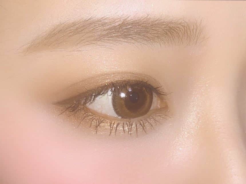 ぬーんさんのインスタグラム写真 - (ぬーんInstagram)「最近目の写真撮るの マイブームです。  #eye #eyeshadow #eyemakeup #make #cute #natural #naturalmakeup #japanese #japanesegirl #followme #nuuuuun #youtuber」4月4日 22時38分 - yukino_snow1211