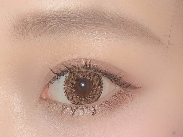 ぬーんさんのインスタグラム写真 - (ぬーんInstagram)「最近目の写真撮るの マイブームです。  #eye #eyeshadow #eyemakeup #make #cute #natural #naturalmakeup #japanese #japanesegirl #followme #nuuuuun #youtuber」4月4日 22時38分 - yukino_snow1211