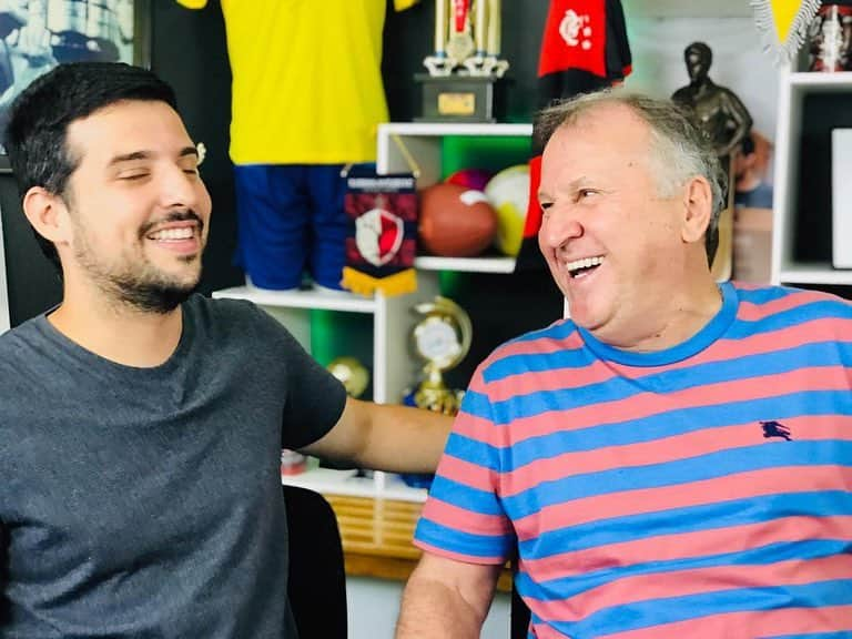 ジーコさんのインスタグラム写真 - (ジーコInstagram)「Ja no Canal Zico 10 no Youtube o React com esse Monstro do Futsal,o show man Falcao.O que ela faz na quadra so gênio faz.Parabens pela sua carreira e sua historia.Curtam la,pois vale a pena pra quem gosta de quem trata bem a bola.」4月4日 22時48分 - zico