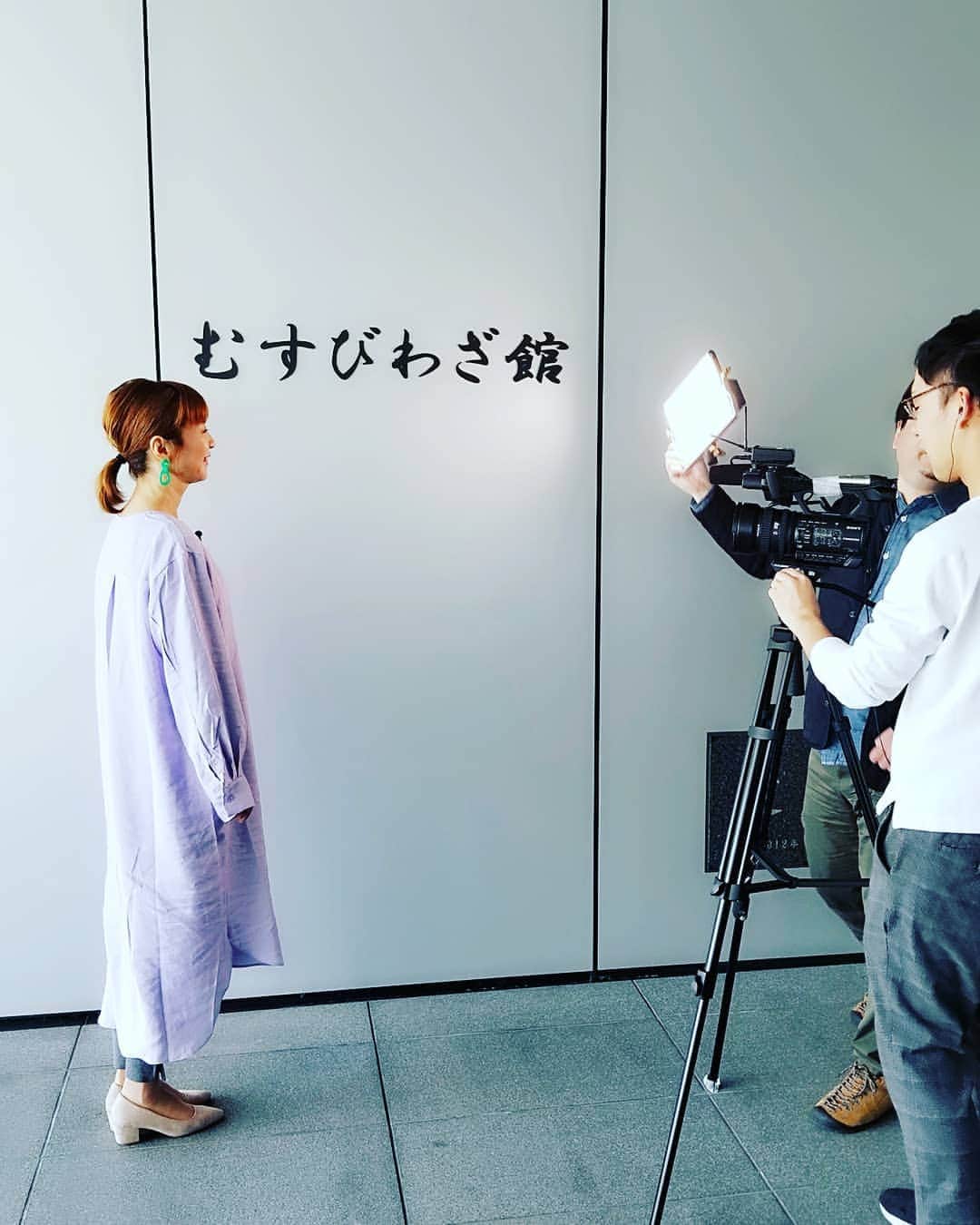 のインスタグラム：「わたしの横姿って、こんななのねん‼」