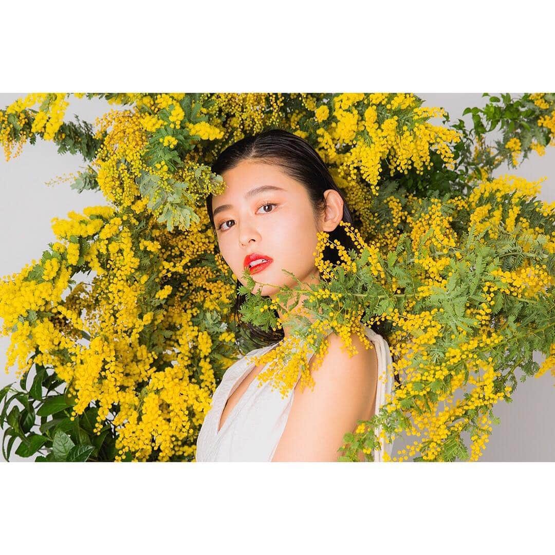 のインスタグラム：「・ Keiichi Nitta & Masayoshi Okudaira × CRAFT BOTANICAL aminoRESQ  ART WORK🦋 ・ 📸Today’s model🧖🏻‍♀️ @starandsummer . . #aminoresq #アミノレスキュー  #CRAFTBOTANICAL #クラフトボタニカル #shampoo #シャンプー #treatment #トリートメント  #haircare #ヘアケア #scalpcare #スカルプケア #healthy #beautifulhair #美しい髪 #relax #happybathtime #癒しのダメージケア #LOFT #ロフト #東急ハンズ #ショップイン  #ARTWORK #BEAUTY #SHOOTING #古畑星夏 #vivi」