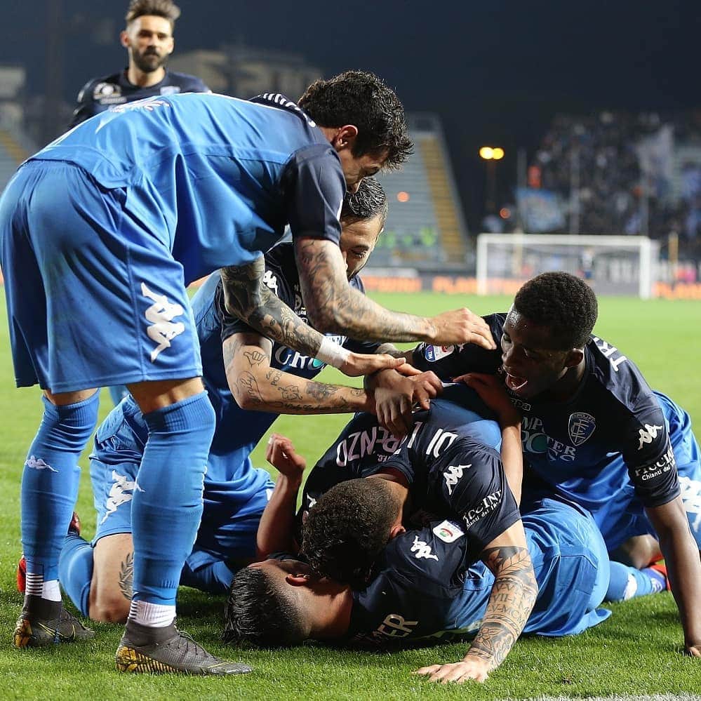 エンポリFCさんのインスタグラム写真 - (エンポリFCInstagram)「Il gol numero 3⃣ in campionato, il gol partita con il Napoli di @gdilorenzo2 📸」4月5日 0時01分 - empoli_fc_official