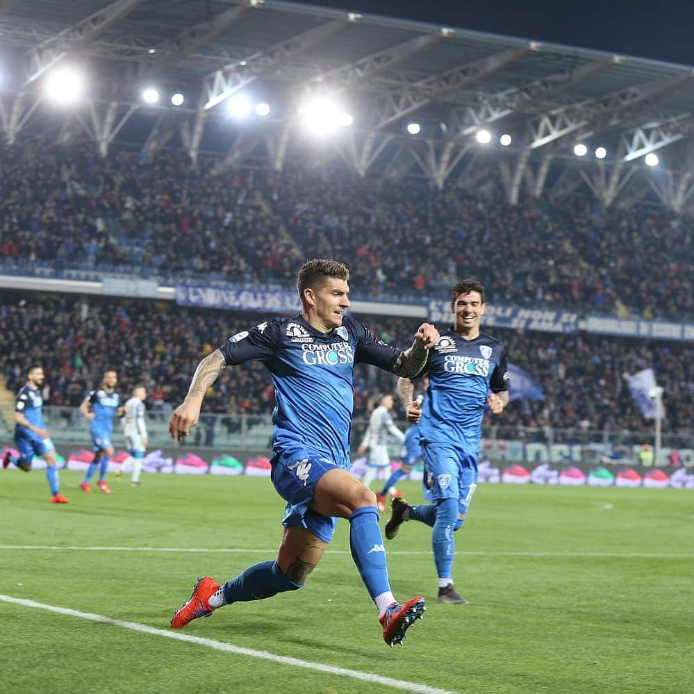 エンポリFCさんのインスタグラム写真 - (エンポリFCInstagram)「Il gol numero 3⃣ in campionato, il gol partita con il Napoli di @gdilorenzo2 📸」4月5日 0時01分 - empoli_fc_official