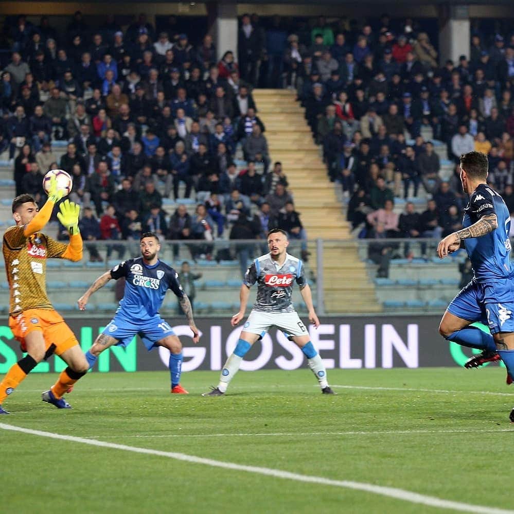 エンポリFCさんのインスタグラム写真 - (エンポリFCInstagram)「Il gol numero 3⃣ in campionato, il gol partita con il Napoli di @gdilorenzo2 📸」4月5日 0時01分 - empoli_fc_official