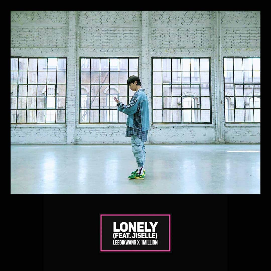 HIGHLIGHTさんのインスタグラム写真 - (HIGHLIGHTInstagram)「[MV] 이기광(LEE GIKWANG) X 원밀리언(1MILLION) - Lonely (Feat. Jiselle) . . 이기광과 원밀리언이 함께한 이기광 디지털 싱글 [I] 수록곡 `Lonely (Feat. Jiselle)` 뮤직비디오가 공개되었습니다:) . . ✔ https://youtu.be/DpiynSrhQ7g . . #하이라이트 #Highlight #이기광 #LEEGIKWANG #원밀리언 #1MILLION #Lonely」4月5日 0時02分 - ent_aroundus