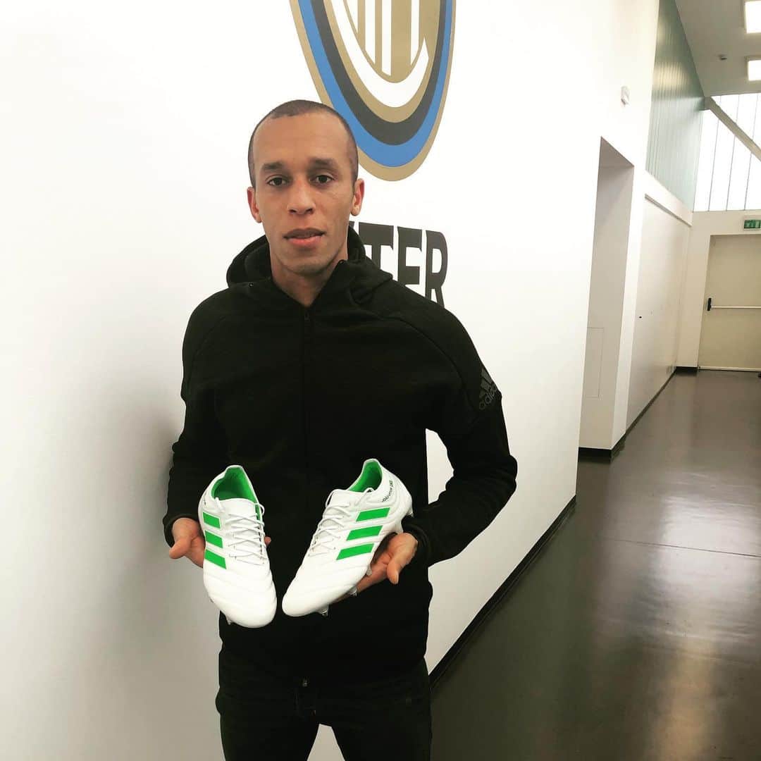 ミランダのインスタグラム：「Che classe le nuove #Copa19 💚」