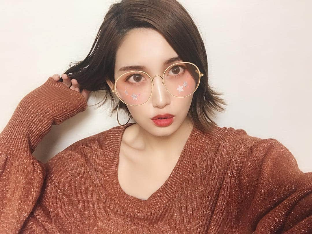 小島みゆさんのインスタグラム写真 - (小島みゆInstagram)「🖤番組のリハ終わりました！！ 長時間やって、本番に備えるよ😆👍🏻 また、告知するね！ . . . みんなも良い夢を👻💕💕」4月5日 0時26分 - _8_miyu