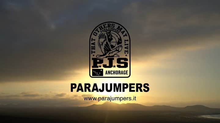 のインスタグラム：「Make magical memories in Parajumpers, whether you are on a roadtrip or hiking up a mountain. Our pieces are perfect for all outdoor adventures! . . .  #parajumpers #pjs #pjsfriends #jacket #spring #summer #springsummer #springsummer19 #springcollection #newcollection #adventurer #springtime #jacket #jackets #newin #springishere #nature #adventure #explore #travel #traveller #explorer #ss19 #lanzarote #roundtrip #YAE #superlightweight #UGO」