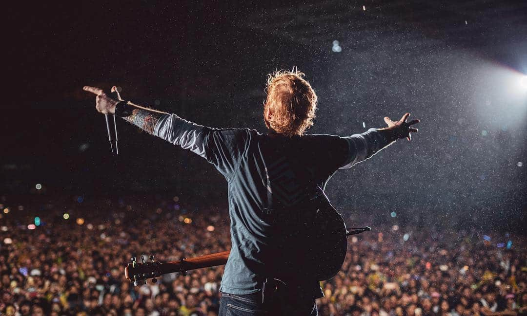 エド・シーランさんのインスタグラム写真 - (エド・シーランInstagram)「Taipei ! 📸 @zakarywalters」4月5日 0時58分 - teddysphotos