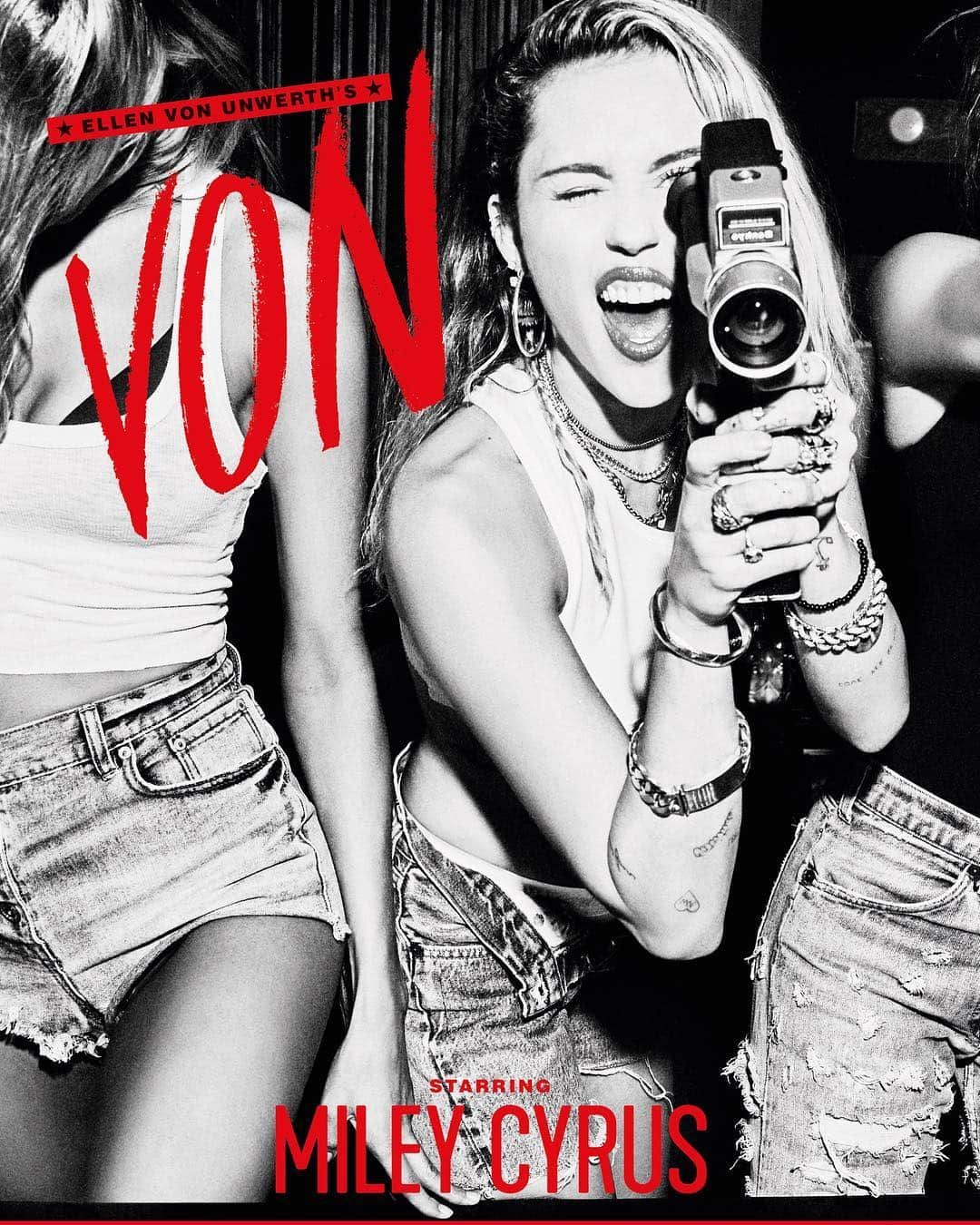 マイリー・サイラスさんのインスタグラム写真 - (マイリー・サイラスInstagram)「“ We gon make a movie .... & it’s gon be in 3D” 🎥 Von Mag Cinema Issue @ellenvonunwerth」4月5日 1時45分 - mileycyrus