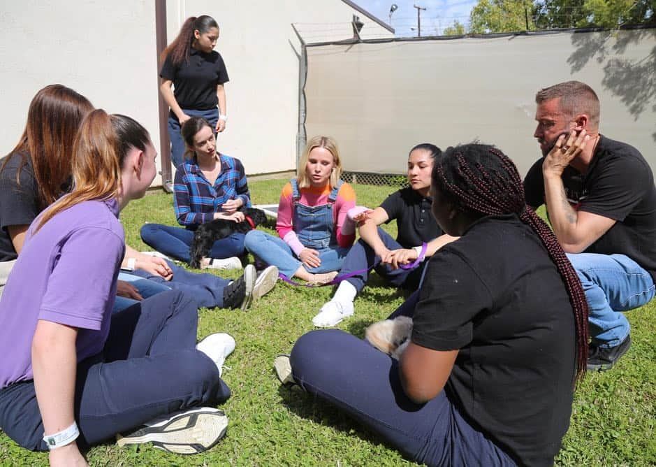 クリスティン・ベルさんのインスタグラム写真 - (クリスティン・ベルInstagram)「Last week I got to do something really amazing. I visited @pawsitivechangeprogram’s first ever Juvenile Justice program & met with the girls, the trainers, and their pups. I’ve followed this program for ages, but to see it firsthand was really something. In adult prisons, @pawsitivechangeprogram pairs inmates with rescue dogs, and the humans train the animals to be trusting, communicative, and learn skills that will serve them outside the facility walls. (And the animals train their humans to be emotionally open, collaborative, and learn skills that will serve them outside the facility walls.) It’s drastically reduced recidivism and violence, and this is their first juvenile program. The girls learn how to train their dogs, communicate with each other, and share their emotions and experiences. I sat with them, shared some of my own stories, and was completely blown away by the girls’ intelligence and dedication to improving themselves and helping their dogs. Every juvenile facility should have access to programs like this. If you’re inspired, please follow @pawsitivechangeprogram, donate, and support. We’re all in this together.」4月5日 11時06分 - kristenanniebell