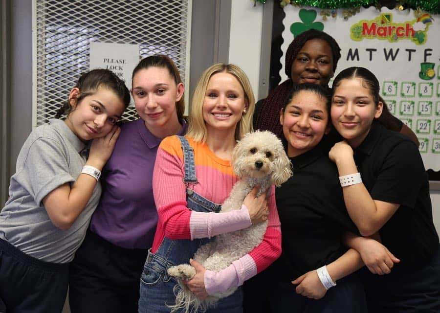 クリスティン・ベルさんのインスタグラム写真 - (クリスティン・ベルInstagram)「Last week I got to do something really amazing. I visited @pawsitivechangeprogram’s first ever Juvenile Justice program & met with the girls, the trainers, and their pups. I’ve followed this program for ages, but to see it firsthand was really something. In adult prisons, @pawsitivechangeprogram pairs inmates with rescue dogs, and the humans train the animals to be trusting, communicative, and learn skills that will serve them outside the facility walls. (And the animals train their humans to be emotionally open, collaborative, and learn skills that will serve them outside the facility walls.) It’s drastically reduced recidivism and violence, and this is their first juvenile program. The girls learn how to train their dogs, communicate with each other, and share their emotions and experiences. I sat with them, shared some of my own stories, and was completely blown away by the girls’ intelligence and dedication to improving themselves and helping their dogs. Every juvenile facility should have access to programs like this. If you’re inspired, please follow @pawsitivechangeprogram, donate, and support. We’re all in this together.」4月5日 11時06分 - kristenanniebell