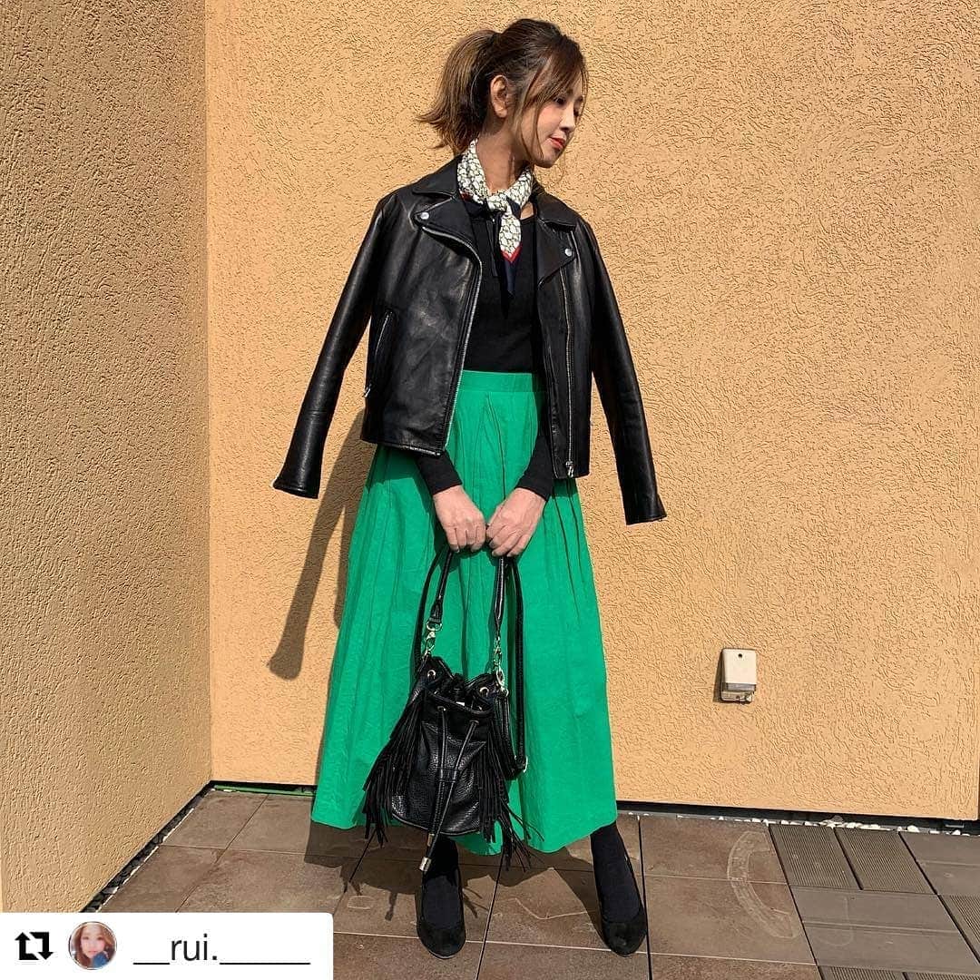 VIVIAN Collectionのインスタグラム