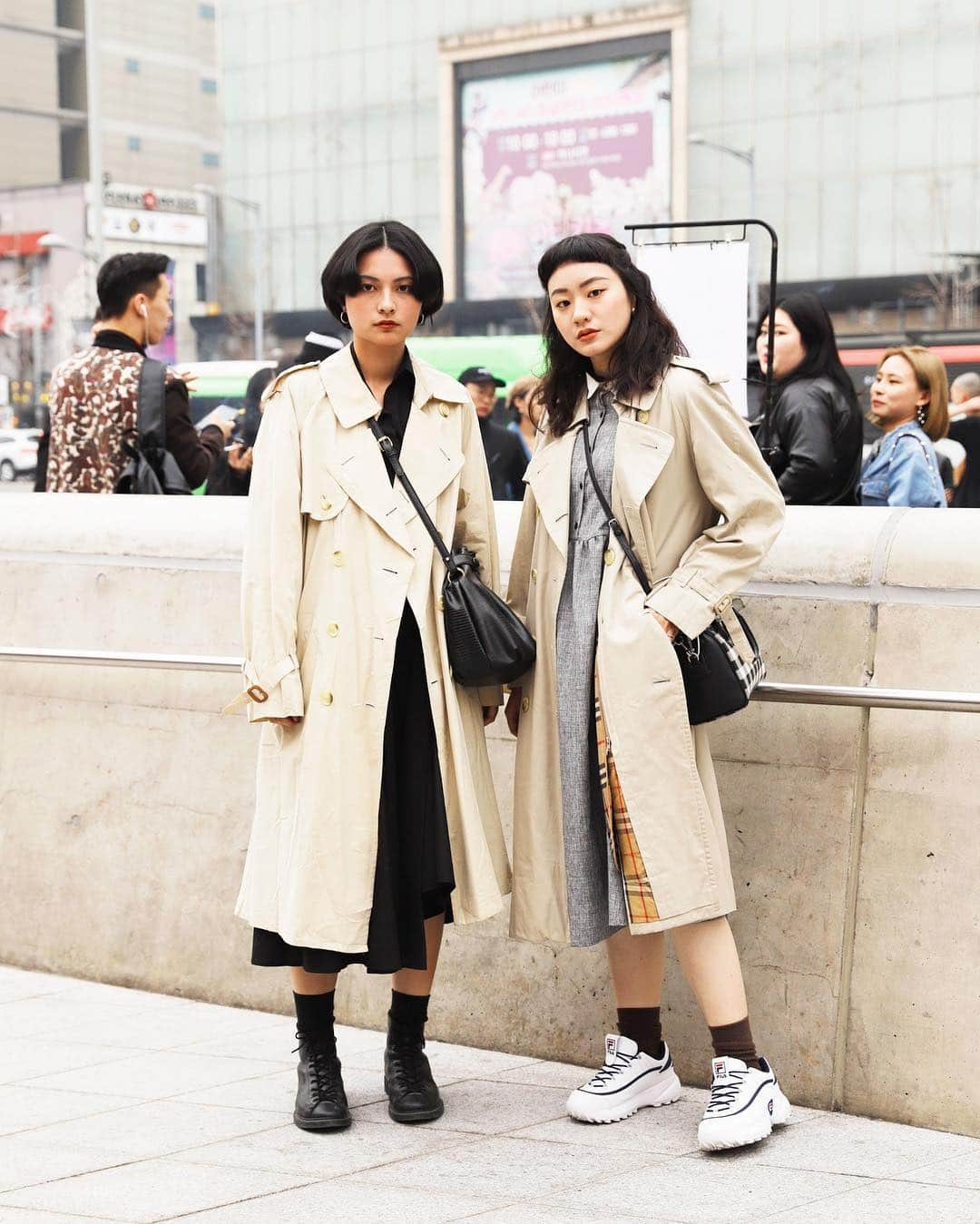 Droptokyoさんのインスタグラム写真 - (DroptokyoInstagram)「KOREA STREET SNAP @drop_korea  #streetstyle#droptokyo#streetscene#streetfashion#streetwear#streetculture#fashion#shibuya#film#korea#서울패션위크#sfw#오오티디#패션스타그램#morethandope #portrait#seoulFashionWeek#가로수길#이태원#사진  Photography: @yuri_horie_」4月5日 12時24分 - drop_tokyo