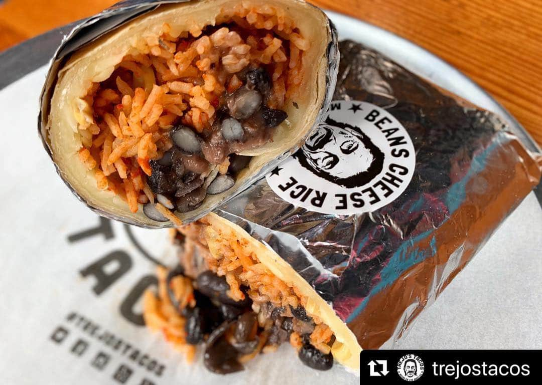 ダニー・トレホさんのインスタグラム写真 - (ダニー・トレホInstagram)「Celebrate National Burrito Day with $5 BCR burritos at Trejo's Tacos! ・・・ #Repost @trejostacos Why can’t you tell a burrito a secret? 🤔🌯 They tend to spill the beans 😂 Celebrate National Burrito day with a $5 BCR burrito! #dannytrejo #trejostacos #trejoscantina #nationalburritoday #burritos #dadjokes」4月5日 4時25分 - officialdannytrejo