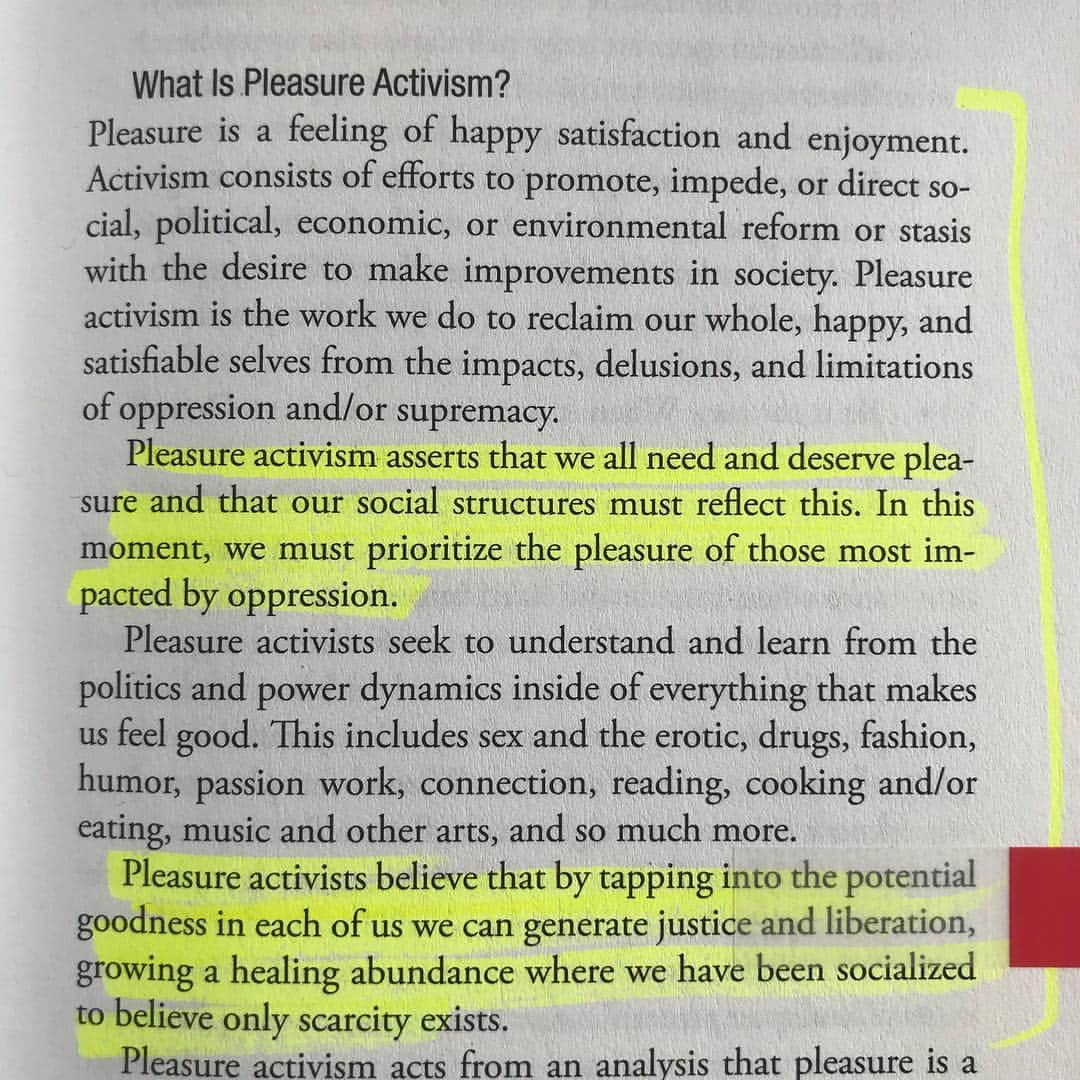 マット・マクゴリーさんのインスタグラム写真 - (マット・マクゴリーInstagram)「"Pleasure Activism: The Politics of Feeling Good" by @adriennemareebrown  # After loving Adrienne's last book, #EmergentStrategy , I was very excited about #PleasureActivism .  I've found her thoughts and methods to be very different from a lot of what I read about activism, and also really necessary for our movements.  Growing up as a boy and living as a man in this world never taught me that joy should be a priority for me.  For most of my life, in fact, a great deal of my sense of value was directly tied to how hard I could grind and push myself through difficult circumstances to achieve my goals.  This was true, not only as I competed in powerlifting and bodybuilding, but also through how I moved through life, affecting all of my decisions.  So much so, that I never imagined that there could be another way.  # In the last couple of years, I've been working on exploring what brings me joy.  This is a concept that I really hadn't even considered until not that long ago.  And with the absence of this mindset, my life was really controlled by things I felt like I *should* be doing, which is really based in obligation.  I was constantly living in a state of feeling guilty for not living up to my own expectations, or overwhelmed by trying to fulfill the obligations that I thought that I *should* fulfill.  And this was true across all areas of my life, from friendships to family, and activism to my career.  # I love how this book urges us to get in touch with our deepest desires, and pleasure itself.  People of all genders have been socialized one way or another, away from being in touch with what gives us pleasure, especially during sex.  As a straight man, it's actually been a pretty new journey for me to understand that I could say 'no' to sex, without feeling shame for it. If “no” doesn’t feel like an option, our “yes” will always lack clarity. # Activism can be very difficult, especially for those that are directly targeted by oppression.  Even for myself, I have been understanding more and more, that we must pursue joy if we are going to be able to sustain ourselves in this work.  # My Booklist: bit.ly/mcgreads (link in bio) #McGReads」4月5日 4時48分 - mattmcgorry