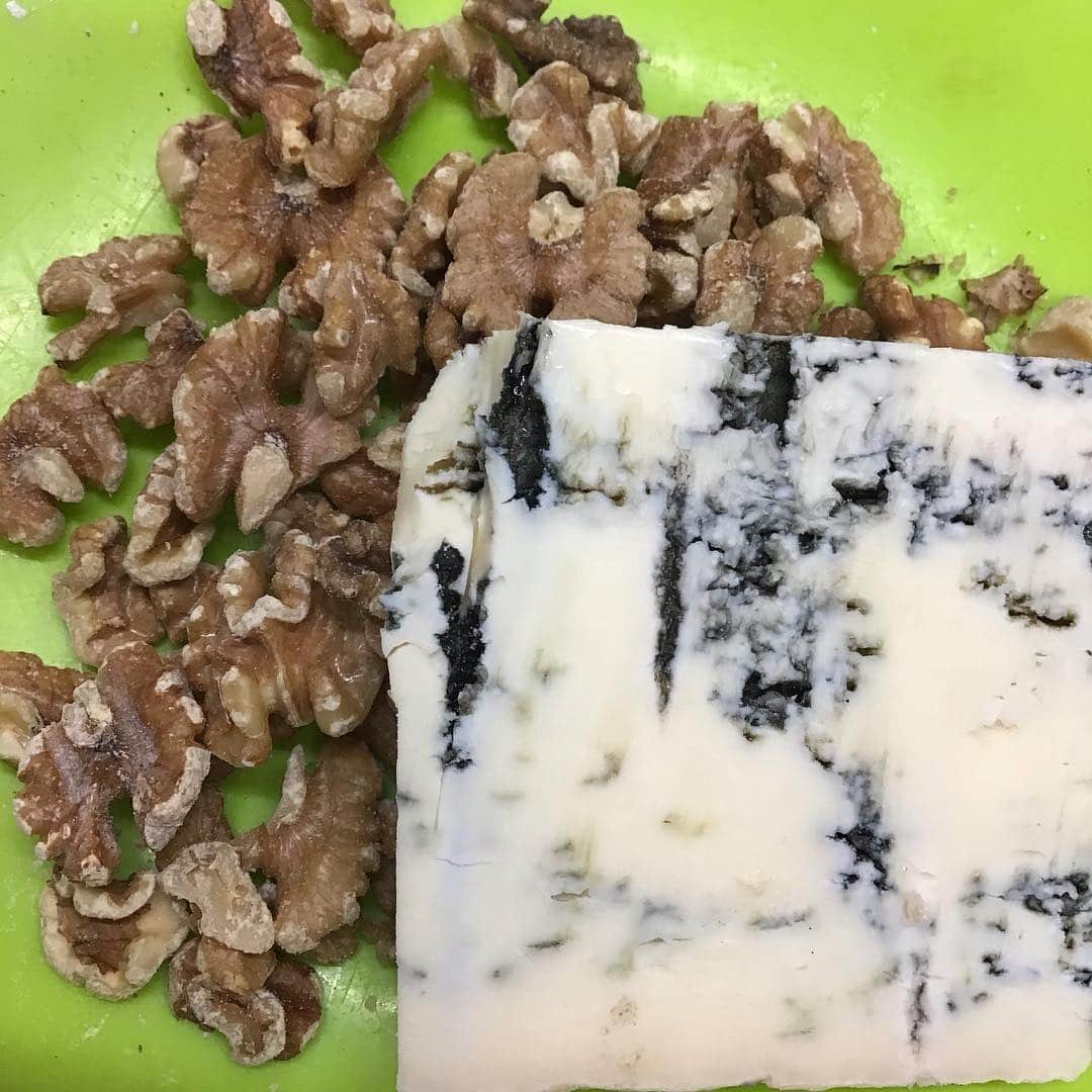 魔女菅原のグルメインスタ