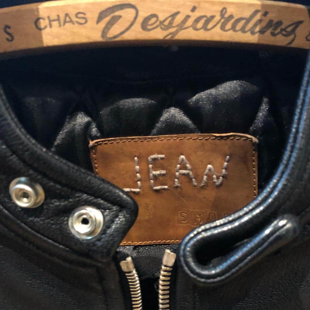 のインスタグラム：「Iconic Jean Shop  Moto jacket, yes, it’s 40% off also. Very few left. #moto #motojacket #leatherjacket #leathersale #jeanshop #jeanshopnyc」