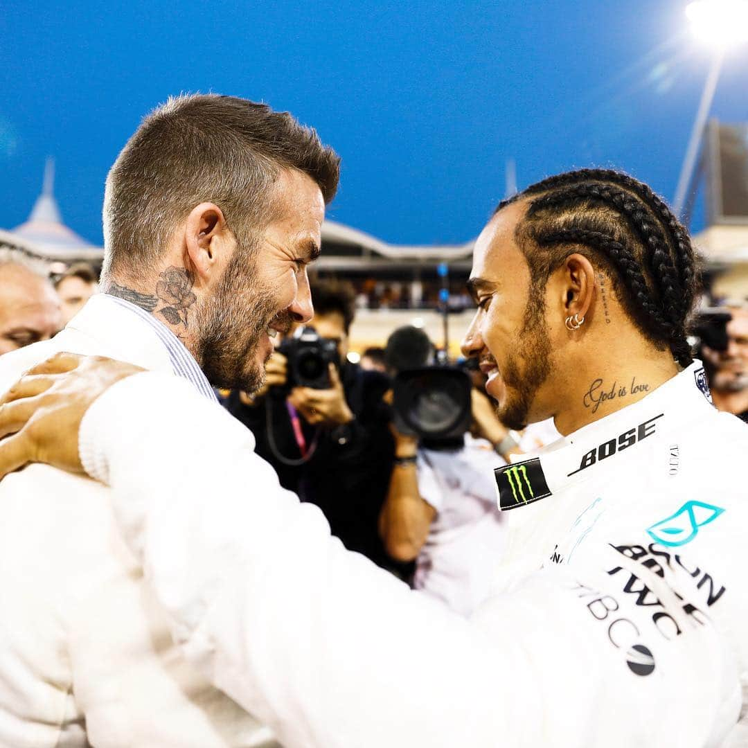 MERCEDES AMG PETRONASさんのインスタグラム写真 - (MERCEDES AMG PETRONASInstagram)「Beck-Ham. 😉 @davidbeckham @lewishamilton • #MercedesAMGF1 #MercedesAMG #F1 #PETRONASmotorsports @petronasmotorsports」4月5日 6時07分 - mercedesamgf1