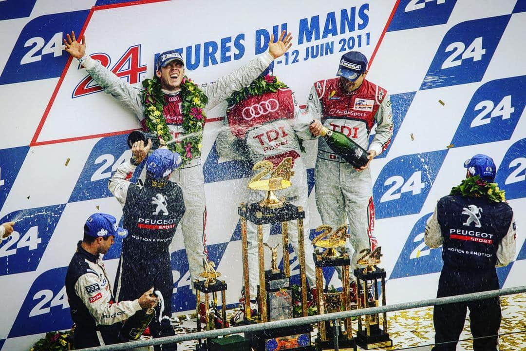 アンドレ・ロッテラーさんのインスタグラム写真 - (アンドレ・ロッテラーInstagram)「#tbt to our 1st Le Mans win in 2011! What a unforgettable and intense race till the end! It changed our lives with @benoittreluyer and @marcel_fassler @leena_gade Who was there?」4月5日 6時05分 - andre_lotterer