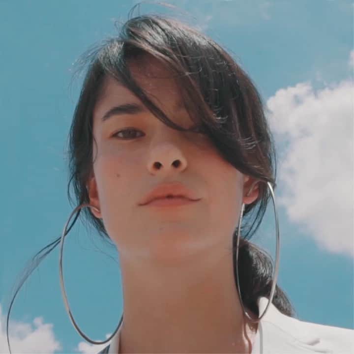 Schutzのインスタグラム：「Feel free ✨ #schutzfall #unlockyourcity」