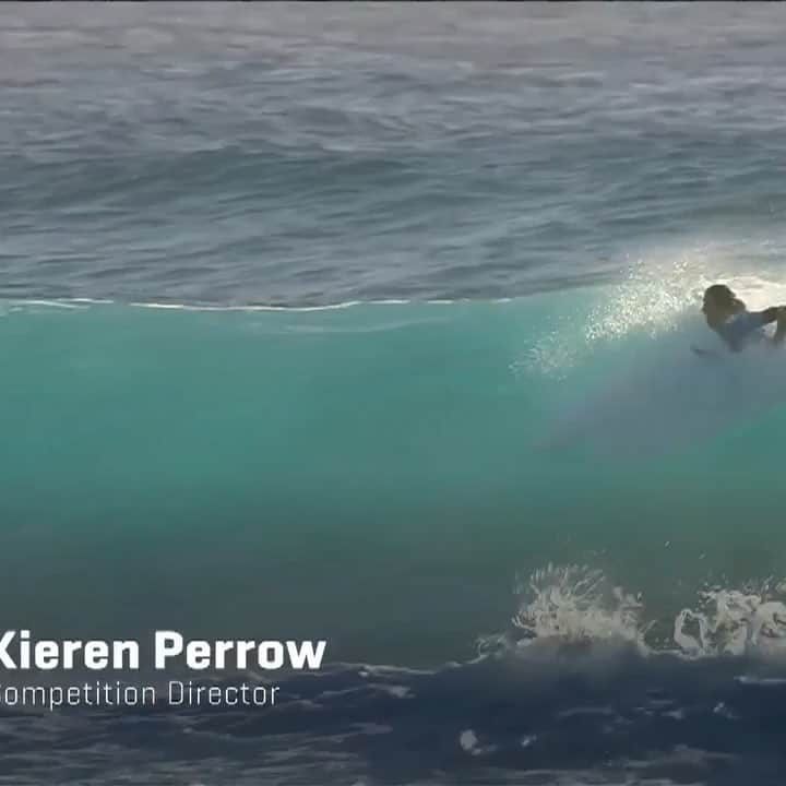 ニッキ・バン ダイクのインスタグラム：「A couple of waves from round one 🏄🏼‍♀️💙」