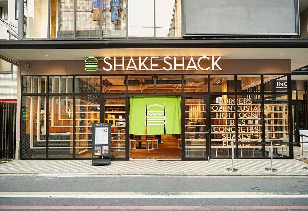 SHAKE SHACKのグルメインスタ