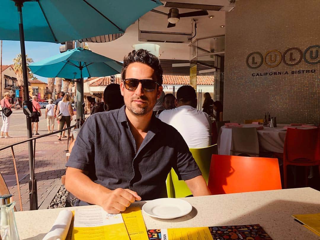 エド・ウィークスのインスタグラム：「I guess I’m a Palm Springs guy now」