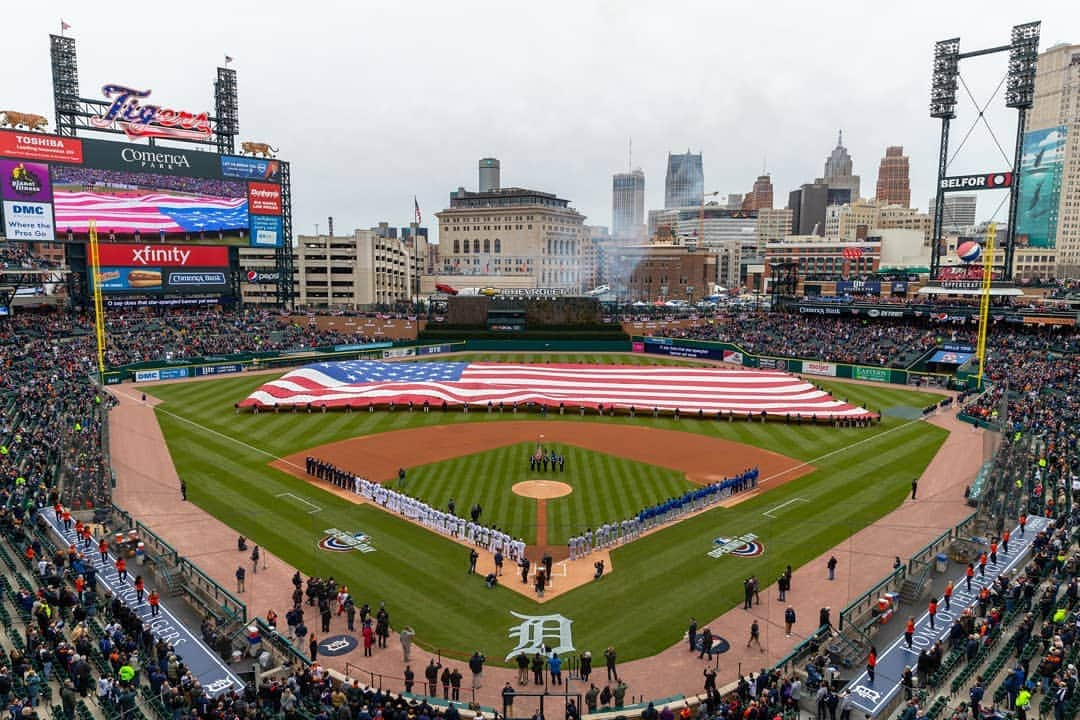 デトロイト・タイガースさんのインスタグラム写真 - (デトロイト・タイガースInstagram)「#OpeningDayDET money shots.」4月5日 8時58分 - tigers