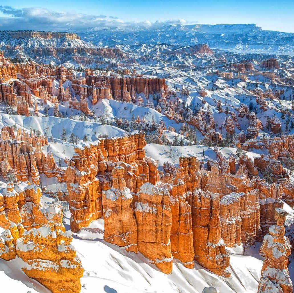 アメリカ内務省さんのインスタグラム写真 - (アメリカ内務省Instagram)「Under a bright blue sky, the red rocks hoodoos at #BryceCanyon #NationalPark stand out against a blanket of #snow. Soon the snow will melt, but there is more change at this #Utah park than just the skies and the seasons. The same process that created these stunning rock formations will ultimately destroy them. The average rate of erosion is calculated to advance as much as 4 feet in 100 years. Towers will topple and the rough will become smooth. While we can't stop this inevitable fate, humans can help to preserve the park's existing hoodoos by keeping to the trails. Photo @brycecanyonnps_gov by Gary Fua (www.sharetheexperience.org). #travel #FindYourPark #usinterior」4月5日 9時15分 - usinterior