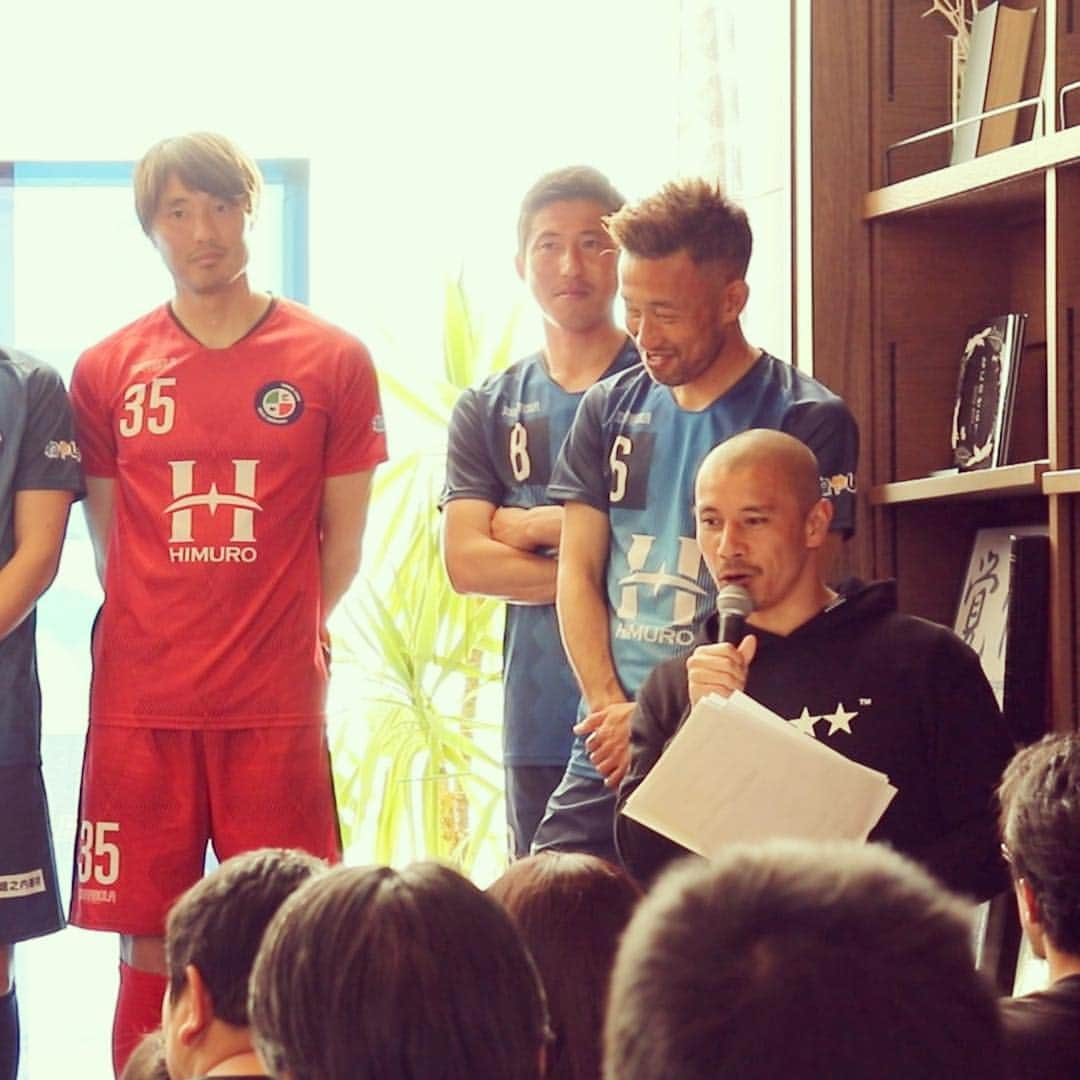 近藤岳登さんのインスタグラム写真 - (近藤岳登Instagram)「#FCTIAMO枚方#枚方TSITE#新入団選手トークイベント#野沢拓也#天才であり変態#田中英雄#デーヒーちゃんであり変態#辻本茂輝#ただの変態#戦友たちとの再会#みんな大人になりました#笑笑#生に涯あれど絆に涯はなし」4月5日 9時34分 - gakuto_kondo