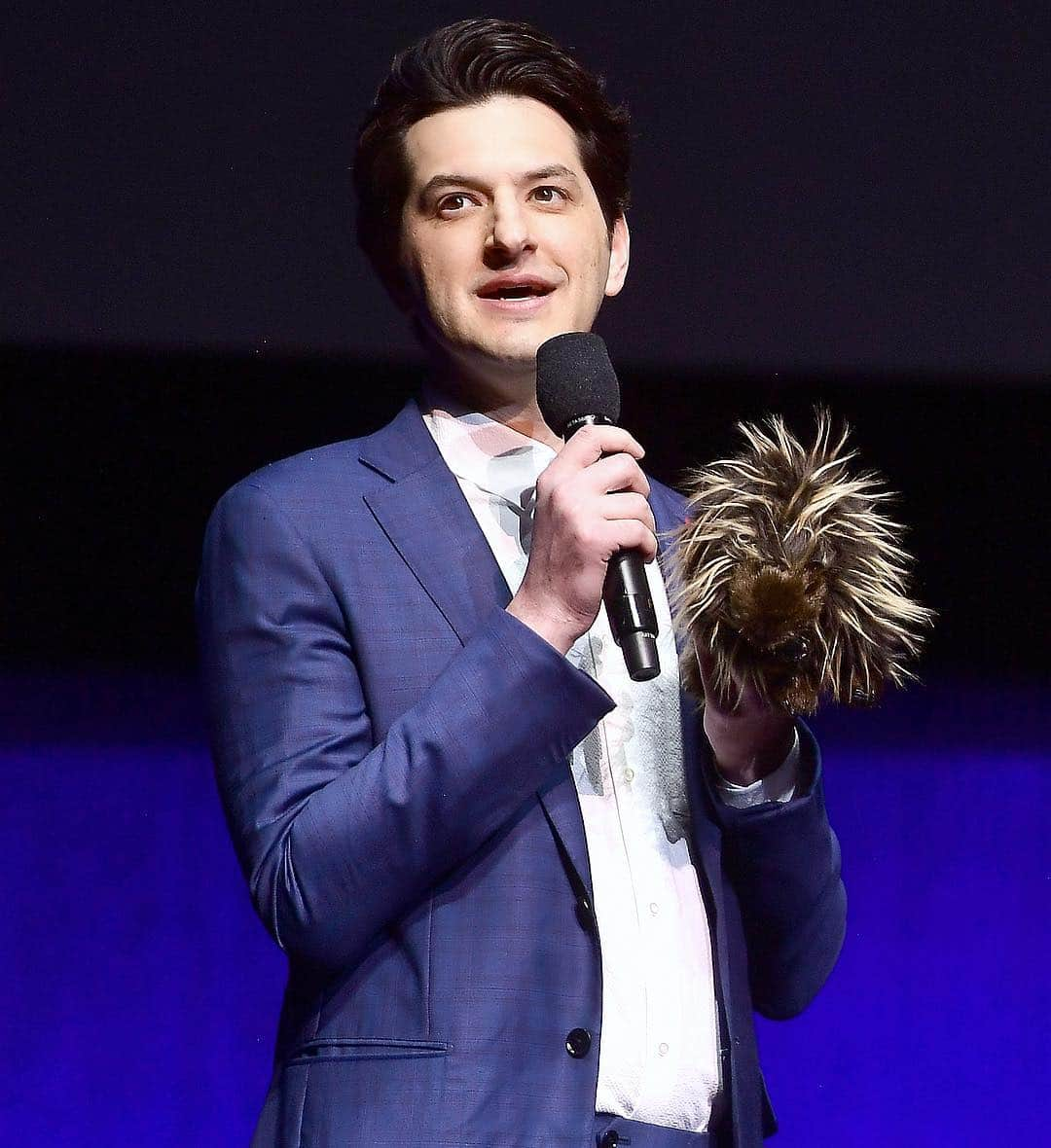 Just Jaredさんのインスタグラム写真 - (Just JaredInstagram)「@james_marsden, Ben Schwartz (@rejectedjokes), @tikasumpter, & Jim Carrey preview @sonicthehedgehog at CinemaCon! #JamesMarsden #BenSchwartz #TikaSumpter #JimCarrey #SonicTheHedgehog #CinemaCon Photos: Getty」4月5日 9時44分 - justjared