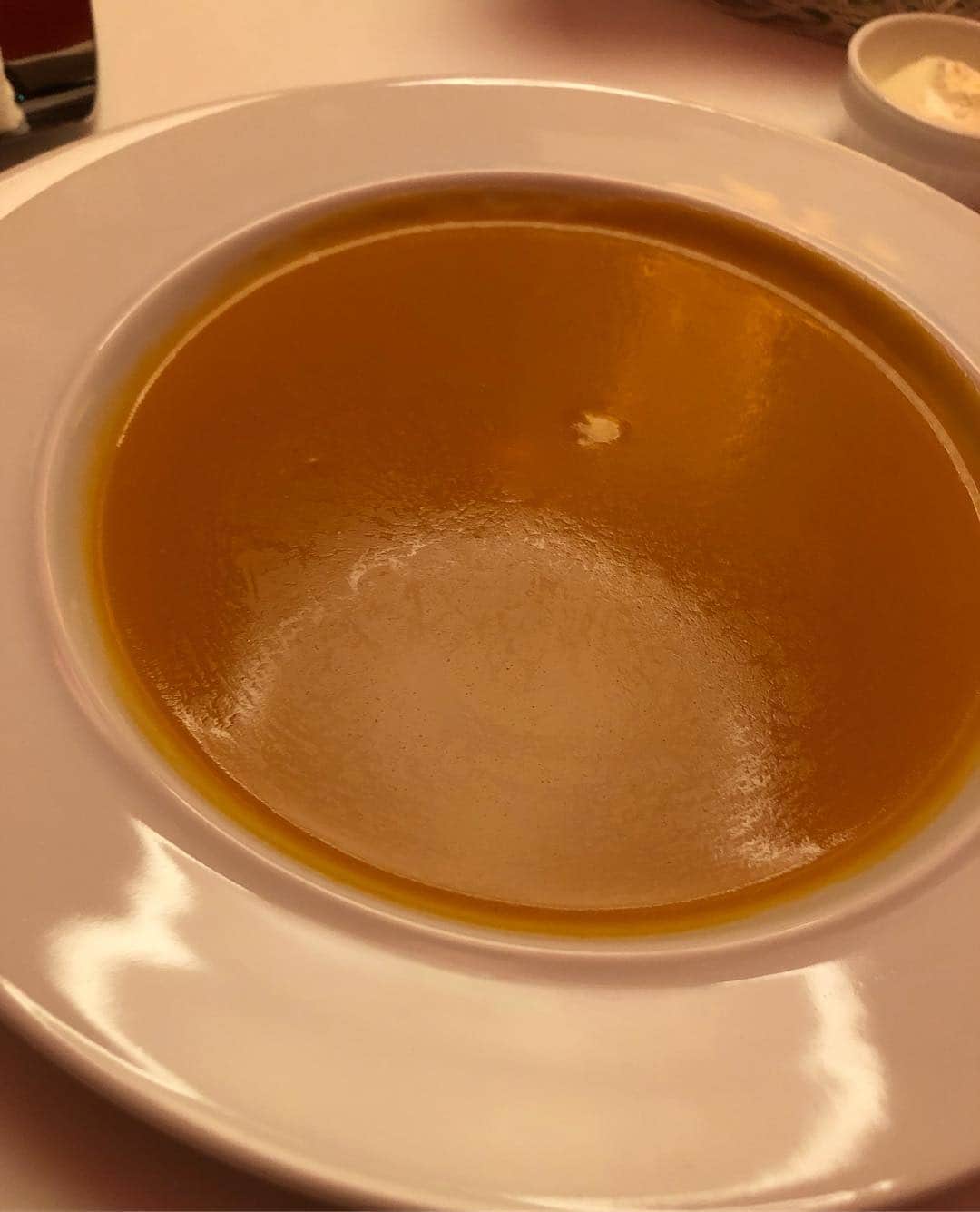 宇佐美蘭さんのインスタグラム写真 - (宇佐美蘭Instagram)「前から行ってみたかったベンジャミンステーキハウス🥩😍﻿ 熟成肉って本当に美味しい🤤﻿ 大好きな友だちと幸せなひと時でした💓﻿ 雰囲気も良くて、またしても夫とデートで来たいお店リストに追加🤤 #ベンジャミンステーキハウスハウス#ベンジャミンステーキハウス京都#BENJAMINSTEAKHOUSE#熟成肉#ステーキ#🥩#京都ディナー」4月5日 9時53分 - usamiran_official
