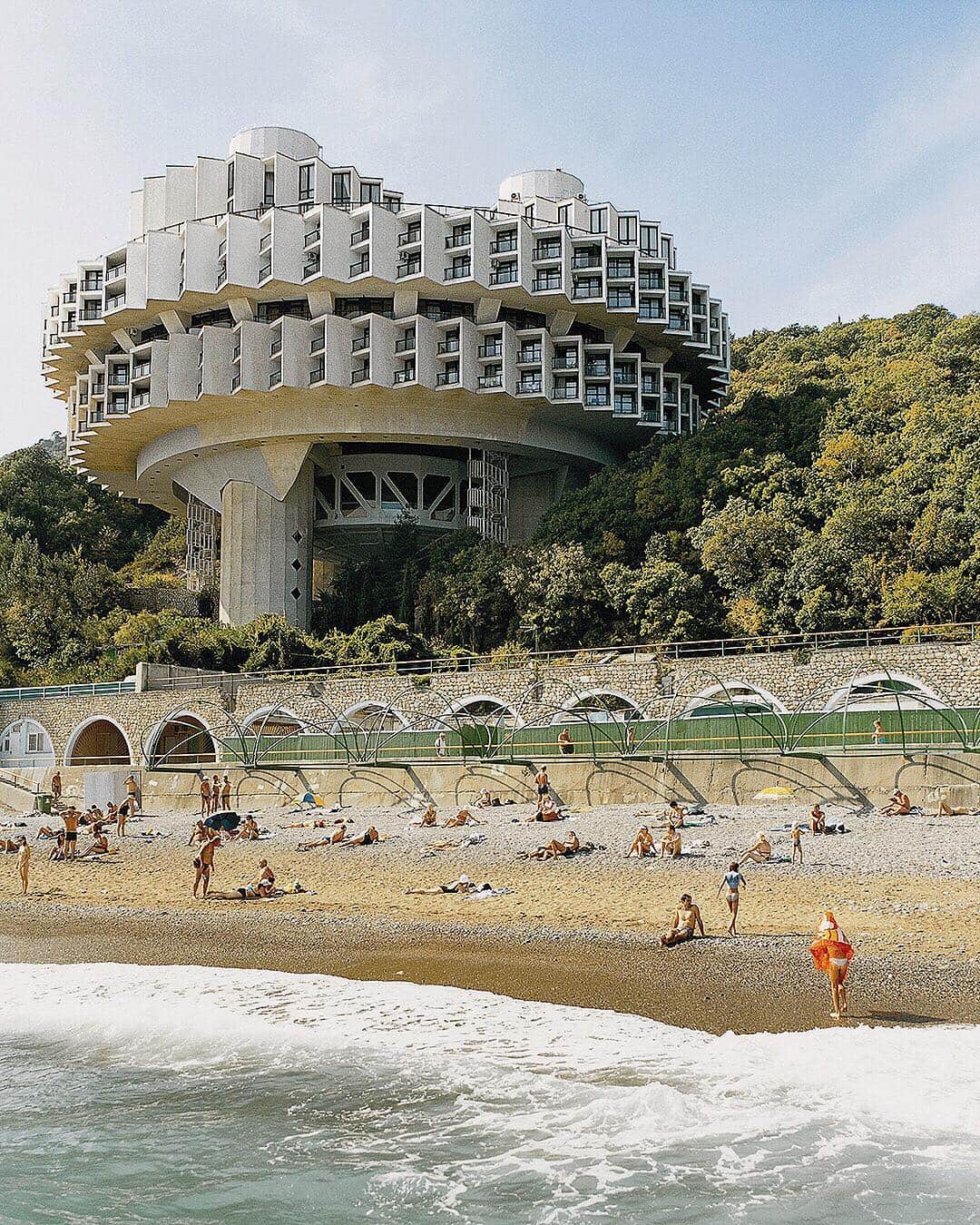 AÃRK Collectiveさんのインスタグラム写真 - (AÃRK CollectiveInstagram)「#AÃRKlikes Frédéric Chaubin’s photograph series capturing unconventional Russian architecture constructed in the 20 years before the collapse of the Soviet Union. Comprising of a collection of 90 rarely seen buildings, his lens focused on the innovative design of what he calls the fourth age of Soviet architecture. — Pictured: 1. Druzhba Sanatorium, Yalta, Ukraine 2. Gibellina Church, Sicily, Italy 3. Palace of Ceremonies, Tbilisi, Georgia 4. House of Soviets, Kaliningrad, Russia #fredericchaubin #architecture #architecturephotography」4月5日 10時34分 - aark_collective