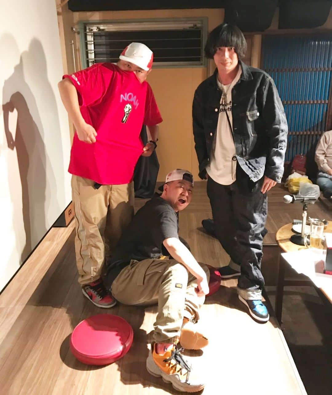 大地洋輔のインスタグラム：「先日の @sneakertimez_wowow のプレイベント@大阪 ありがとうございました😊  楽しかったです！！ 早く番組にも呼んでほしいー！👟」