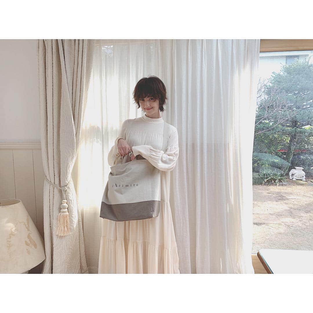 佐々木希さんのインスタグラム写真 - (佐々木希Instagram)「#iNtimite のbag 追加販売始まりました。ぜひ。」4月5日 21時54分 - nozomisasaki_official