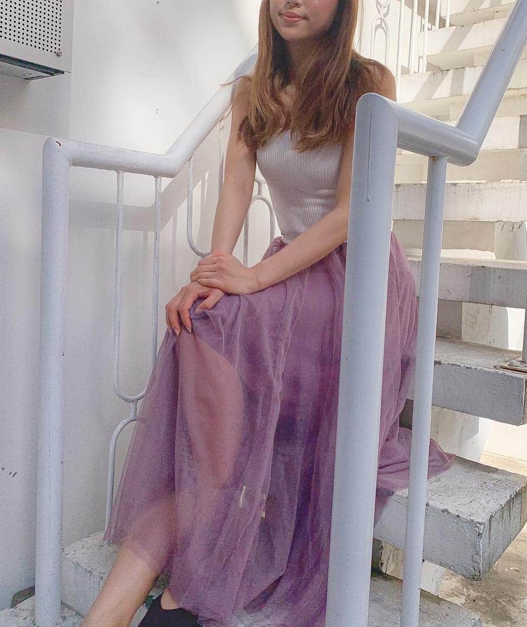 唯可（yuika）さんのインスタグラム写真 - (唯可（yuika）Instagram)「* お花見したいな〜😚🌸今年は出来るかな🤤 トップスとスカートは @fifth_store  春らしいカラーのピンクがお気に入り💗 しかも今日30%offでとってもお得になってたよ🌸 * * * #スカラップニットキャミソール #ゴールデンウィーク#チュールロングスカート#スカートコーデ#お花見コーデ #fifth #fifthtl #フィフス #チュールロングスカート#Vネックレースキャミニット #ootd #コーデ #モデル #ファッション#大人カジュアル#travel#model#coordinate#hair #fashion #tokyo #trip #travel #tbt #followback #official #fashion」4月5日 20時38分 - yu.i.k.a