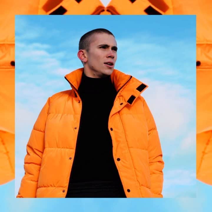 ザ・フー・コンスピラシーのインスタグラム：「Eeey our man @felixsandman released his new single ‘SOMETHING RIGHT’ today!! Go and listen to it NOW - link in bio! 😍🧡🧡 #newmusicfriday #foofriday #felixsandman」