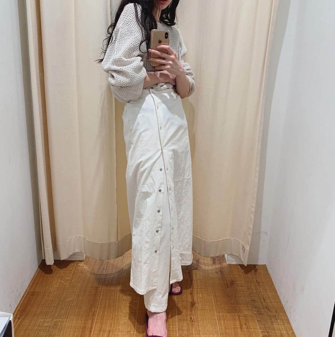 ungrid_minamiのインスタグラム：「. スカートとセットになったおしゃれなパンツが入荷しました🌿 @ungrid_official #Ungrid#アミュプラザ博多」