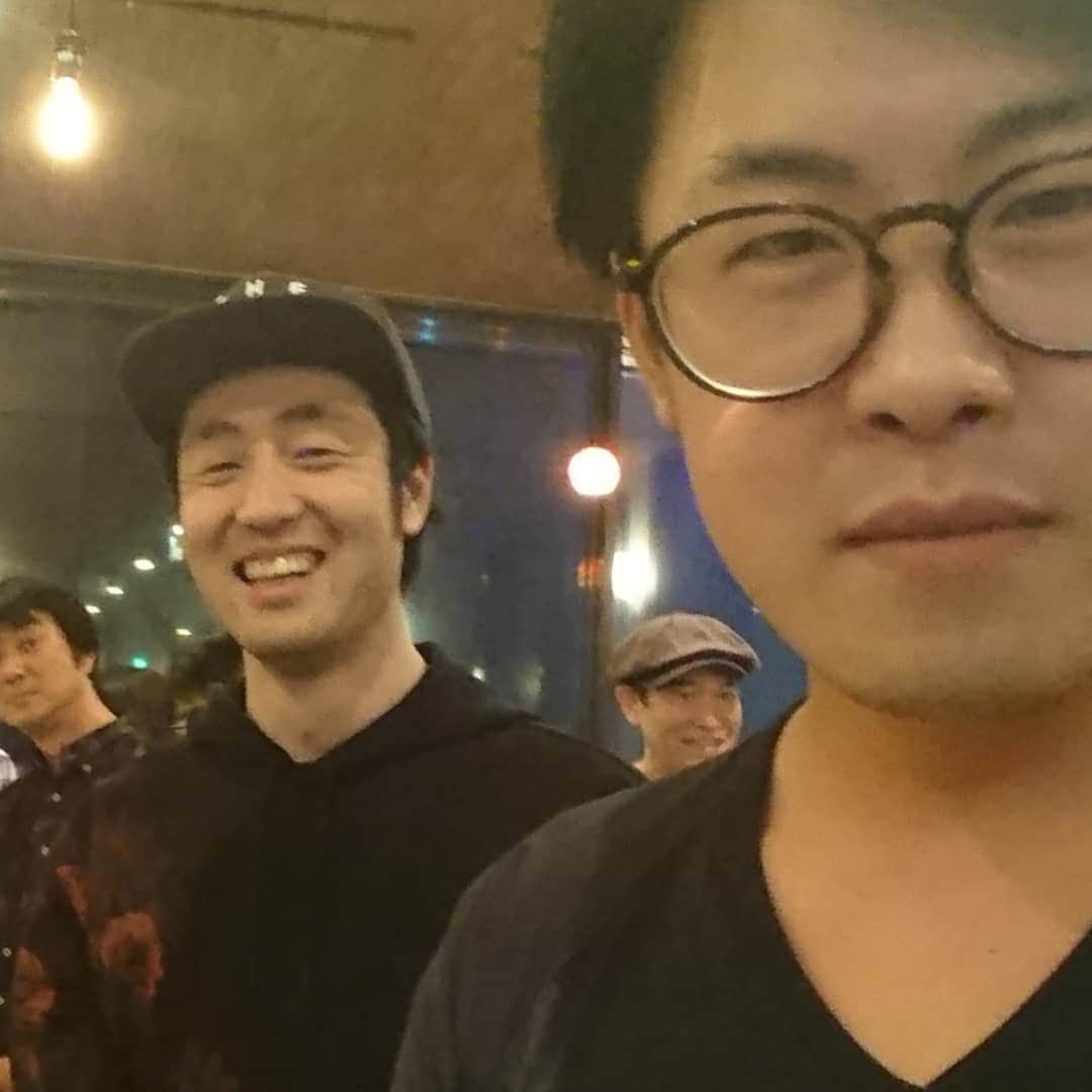 のインスタグラム：「盛岡に来てます。アンダーエイジのゲス谷くん。 まちがった💦 #アンダーエイジ #熊谷 #盛岡 #タイガー＆ドラゴン #テレビ岩手 #5きげんテレビ #歓送迎会」