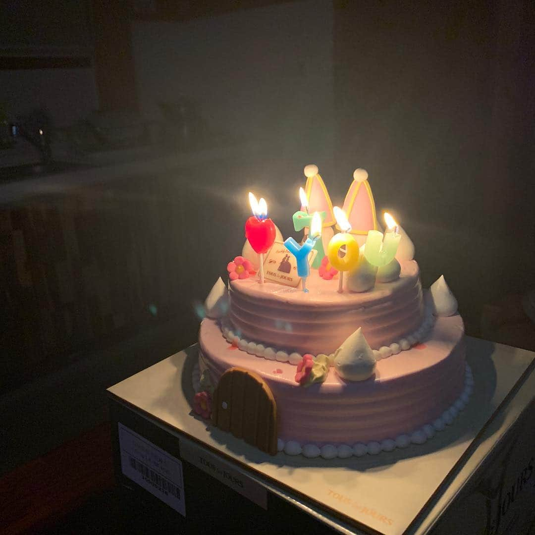 ホン・ヨンギさんのインスタグラム写真 - (ホン・ヨンギInstagram)「세상에서 제일 사랑하는  우리 재원이 생일축하해 🎂」4月5日 21時49分 - kisy0729