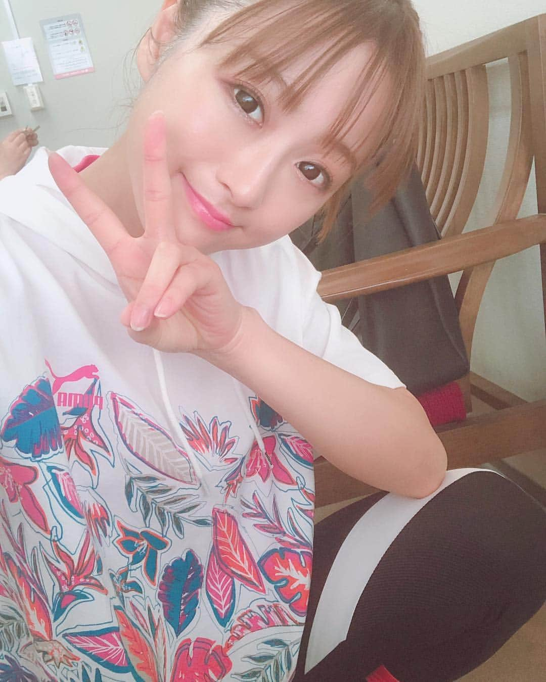 鈴木奈々さんのインスタグラム写真 - (鈴木奈々Instagram)「今日も一日頑張ります♡♡♡ #今日も一日 #素敵な日になりますように❤️」4月5日 12時51分 - nana_suzuki79