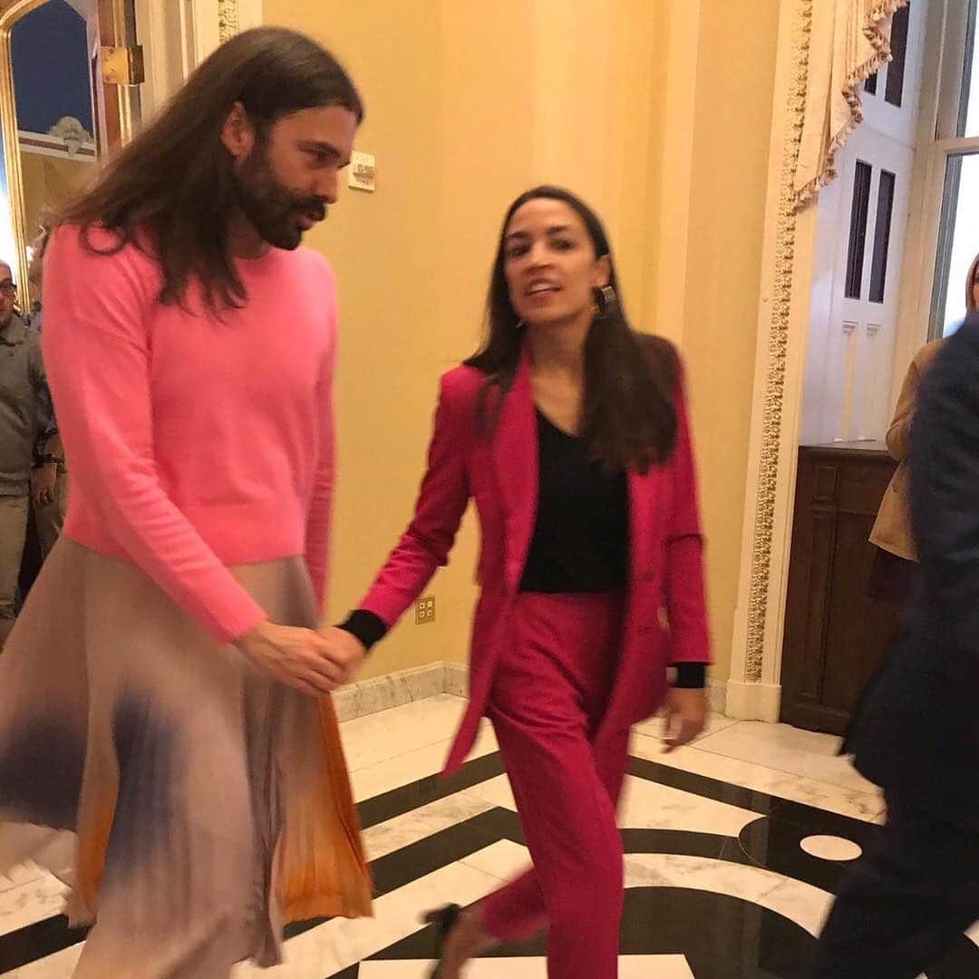 CNNさんのインスタグラム写真 - (CNNInstagram)「Can you believe? Visitors to Capitol Hill on Thursday almost couldn’t when the cast of "Queer Eye," the Netflix reality makeover show, paid a visit to lawmakers. @antoni, @jvn, @bobbyberk & @tanfrance came to drum up support for the proposed #EqualityAct, which would bar discrimination based on gender identity, sex and sexual orientation by expanding the 1964 Civil Rights Act. They had a meet-and-greet — and a few selfies — with House Speaker Nancy Pelosi and Democratic Rep. Alexandria Ocasio-Cortez of New York, as well as meeting House Majority Leader Steny Hoyer, D-Maryland, Rep. Pramila Jayapal, a Washington state Democrat, and Democratic Rep. Judy Chu of California. (📸: @speakerpelosi / @repjayapal / @tanfrance / @jvn)」4月5日 14時27分 - cnn