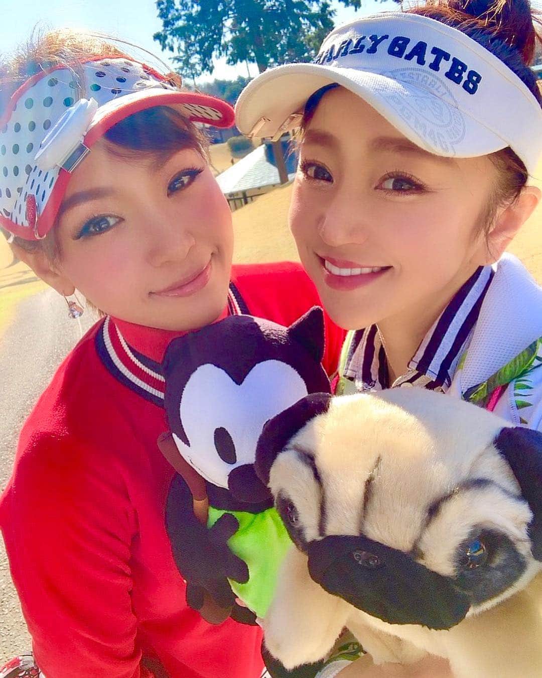 柑谷あゆみさんのインスタグラム写真 - (柑谷あゆみInstagram)「ゆっきーなとラウンド♡ 午前中寒かったけど、午後からは暖かくて桜が綺麗で気持ちよかったー🌸 #ラウンド#武蔵丘ゴルフコース #GTバーディーズ#GOLFTODAY#三栄書房#fujikurashaft #golf#ゴルフウェア  #パーリーゲーツ#pearlygates#ゴルフ女子#女子ゴルフ #ゴルファ #golf  #golfing  #golflife  #golfgirl  #instagolf  #golfer #girlgolfer #골프 #골프웨어 #ゴルフ大好き #ゴルフコーデ #ゴルフコーディネート #ゴルフファッション#ゴルフ好きな人と繋がりたい」4月5日 14時43分 - kantani_ayumi