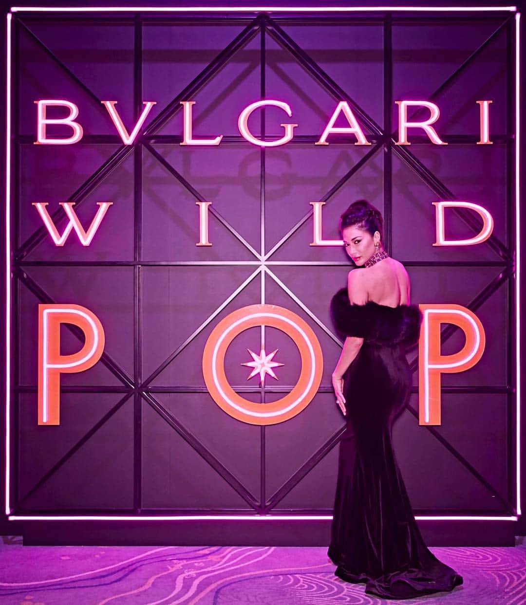 ニコール・シャージンガーさんのインスタグラム写真 - (ニコール・シャージンガーInstagram)「💜 @bulgariofficial #bulgariwildpop」4月5日 15時49分 - nicolescherzinger