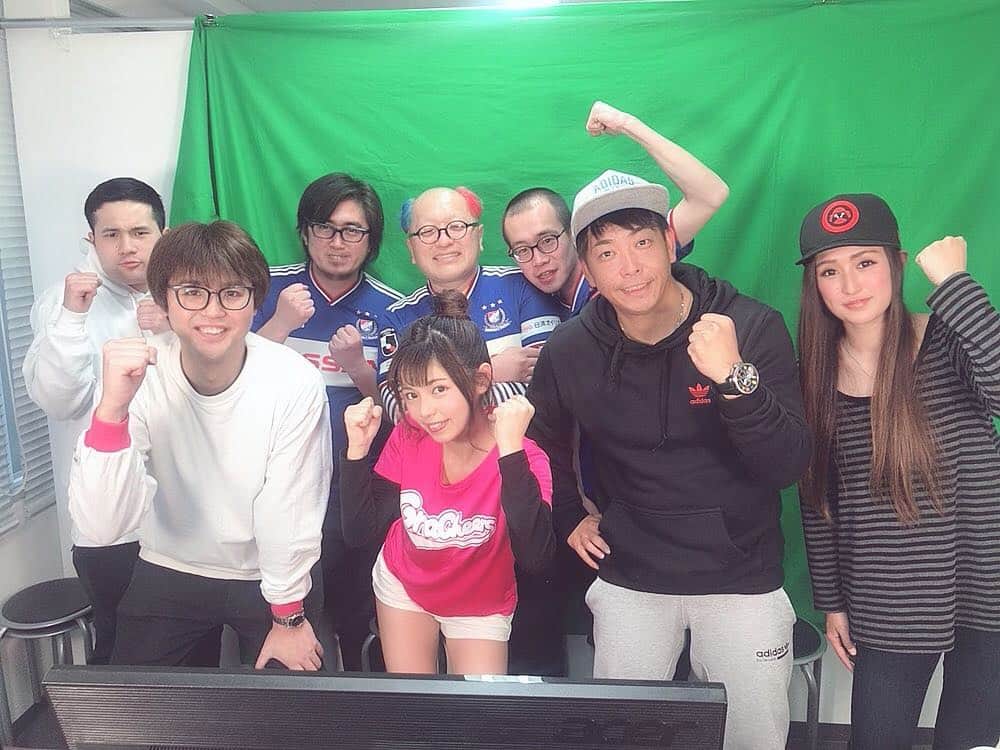 のインスタグラム：「・ ・ ・ 先日は「#浅井企画ゲーム部Report 」ご視聴ありがとうございました🎮 ・ 生配信で発表があったように浅井企画ゲーム部として #ウイイレ2019 茨城国体を目指す事になりました！ ・ 「私で大丈夫かな！？」という不安もあるのですが…やるからには少しでもチームに貢献出来るよう頑張ります🔥 ・ 応援宜しくお願いします🙇 ・ 生配信も又あるようなのでお楽しみに❤︎❤︎ ・ ・ ・ #グラチア #浅井企画 #game #esports #ゲーム #eスポーツ #ウイイレ #サッカー #soccer #ps4 #ps4games #ps4のある生活 #tbt #cheer #playstation4 #プレステ4 #茨城 #ibaraki #YouTube」