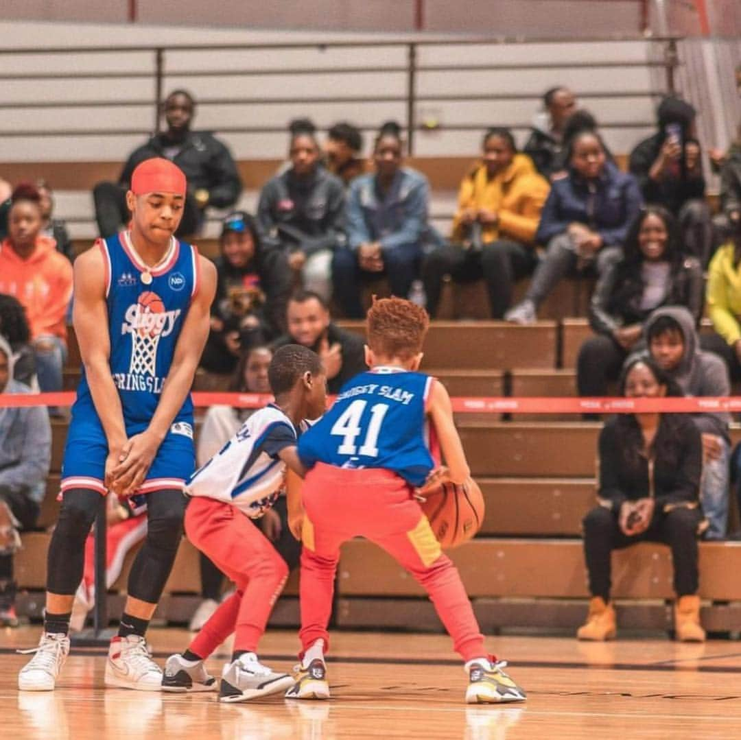 ファボラスさんのインスタグラム写真 - (ファボラスInstagram)「My boy went from the bleachers to the court!! Came to the @theshiggyshow Celeb game wit @latainax3 to watch but ended up jumping in the game! Keep making the most of your opportunities & shooting your shot son!! @iamprincejoso  #ShiggySlamCelebCharityGame #NYC」4月5日 22時05分 - myfabolouslife