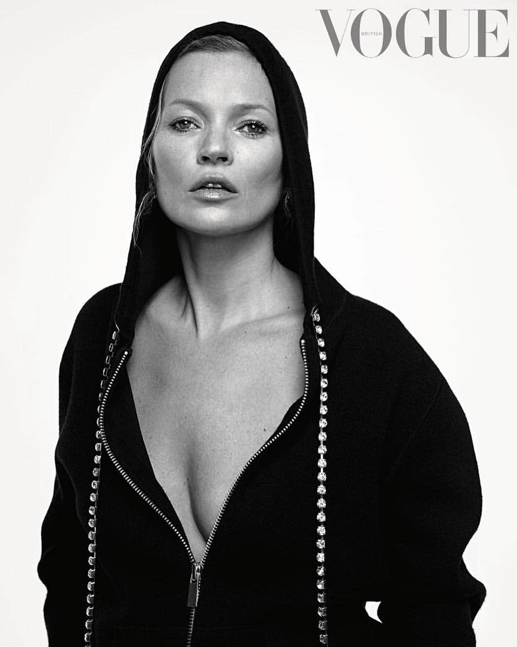 British Vogueさんのインスタグラム写真 - (British VogueInstagram)「Contributing editor and May 2019 cover star #KateMoss in the new issue of #BritishVogue. Read the full story as @JEllison22 charts the rise and rise of a Croydon girl - on newsstands today. Photographed by @InezAndVinoodh, styled by @AlastairMckimm, with hair by @HairByChristiaan, make-up by @LisaButlerMUA and nails by @TheGinaViviano.」4月5日 16時57分 - britishvogue