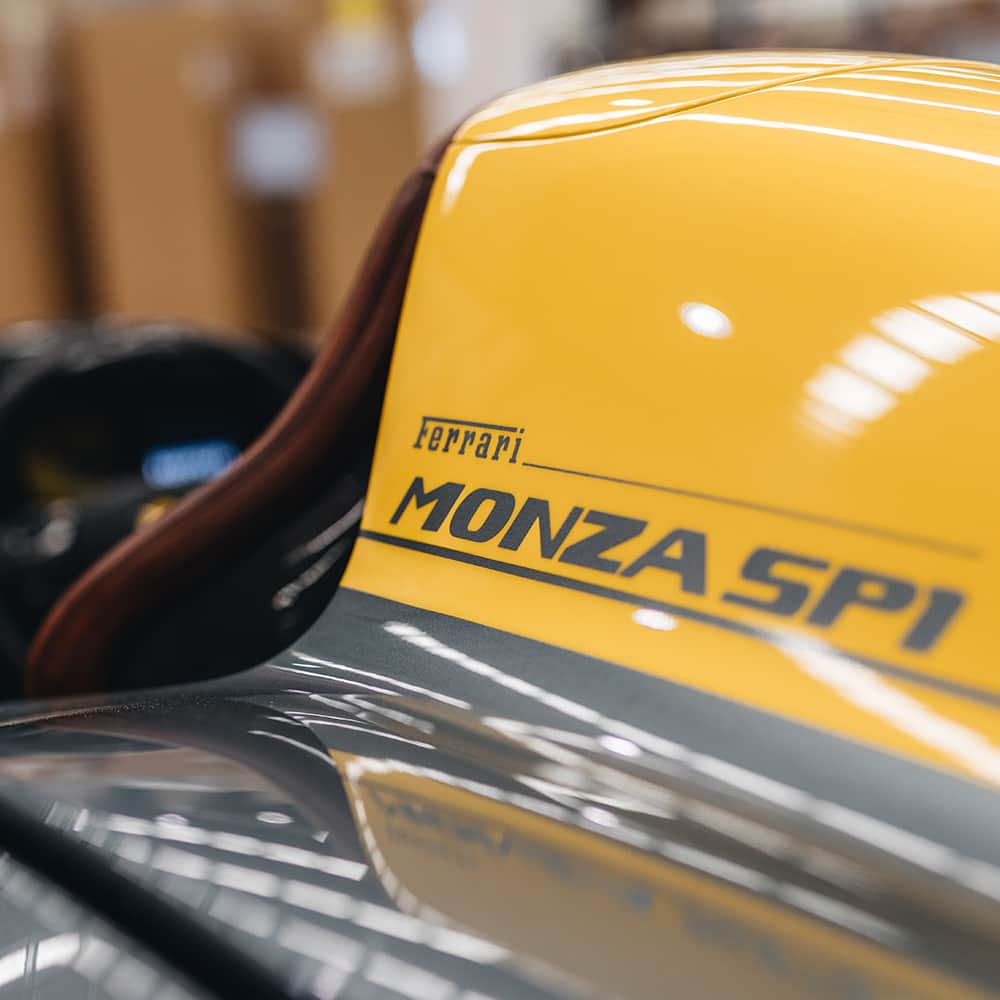 フェラーリさんのインスタグラム写真 - (フェラーリInstagram)「#FerrariMonzaSP1: a head turning creation made for an experience unlike any other. #Ferrari #Exclusive #ItalianDesign #Details」4月5日 17時00分 - ferrari