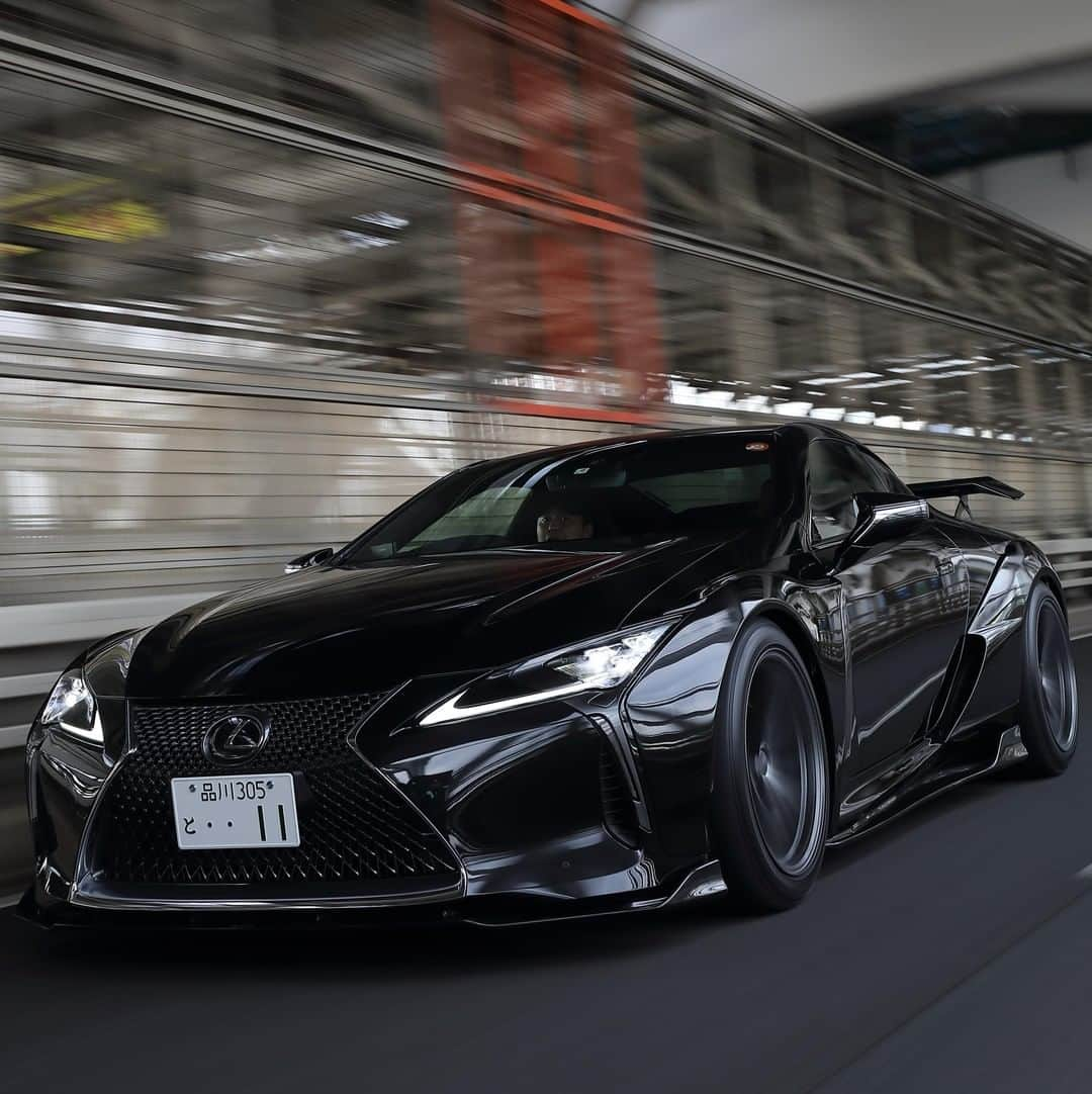 Lexus UKのインスタグラム